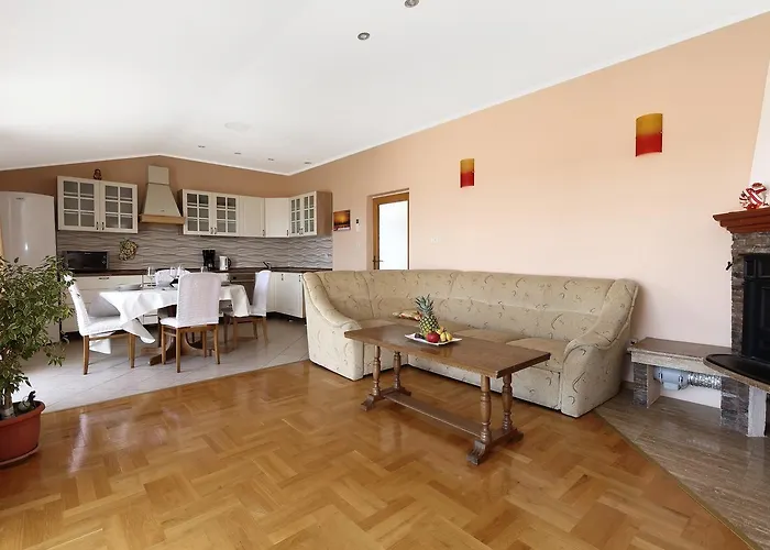 Dundic דירה מאקרסקה